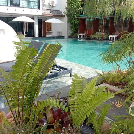 Anodard Hotel Chiang Mai Exterior photo